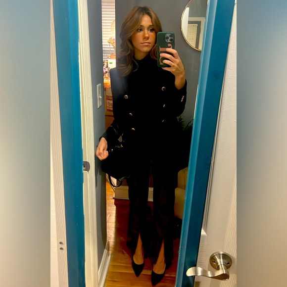 Meet your Posher, Julia - Picture 1 of 1